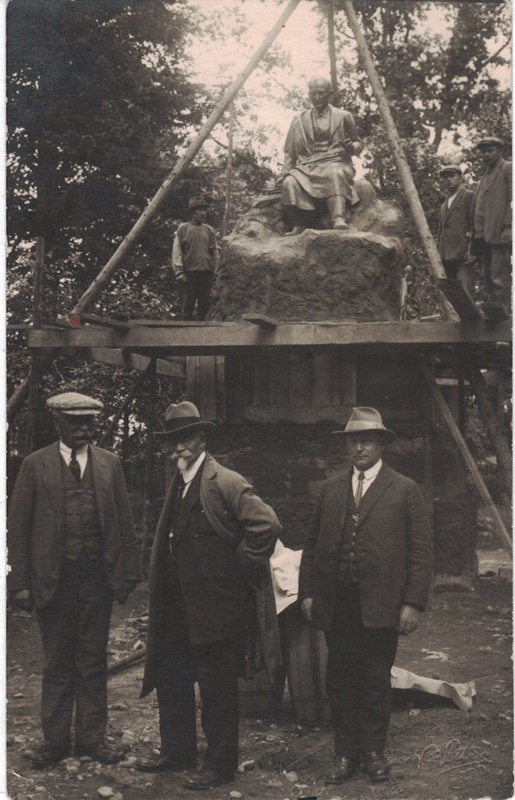 Foto. Fr. R. Kreutzwaldi mälestussamba püstitamine Võrus. 1926.