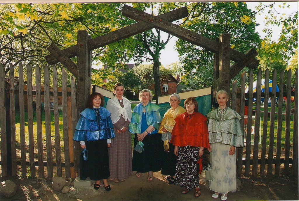 Foto. M. Avans, M. Sepp, H. Kalme, V. Ots, E. Niine, H. Raudsik. Võru, 20.05.2010.