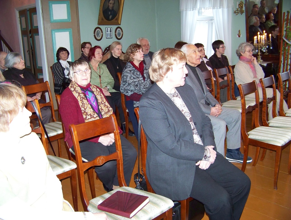 Foto. 20 aastat Kreutzwaldi maja taasavamisest. Võru, 11.02.2009.