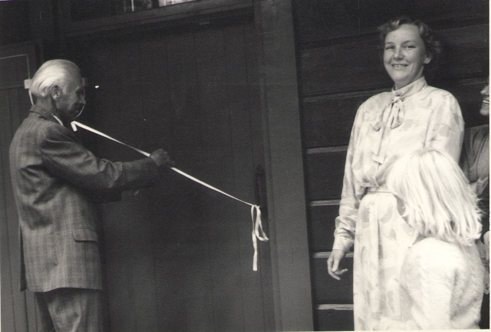 Foto. A. Krulli 70. sünnipäev. Võru, 07.09.1992.