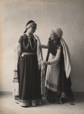 Foto. Ballett KALEVIPOEG. Linda teenijaga. Tallinn, 1948.  duplicate photo
