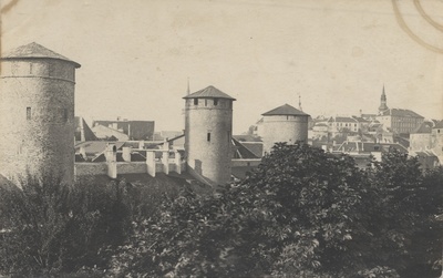 [tallinn]  duplicate photo