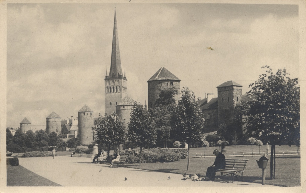 Tallinn : Tower field = Station Towers