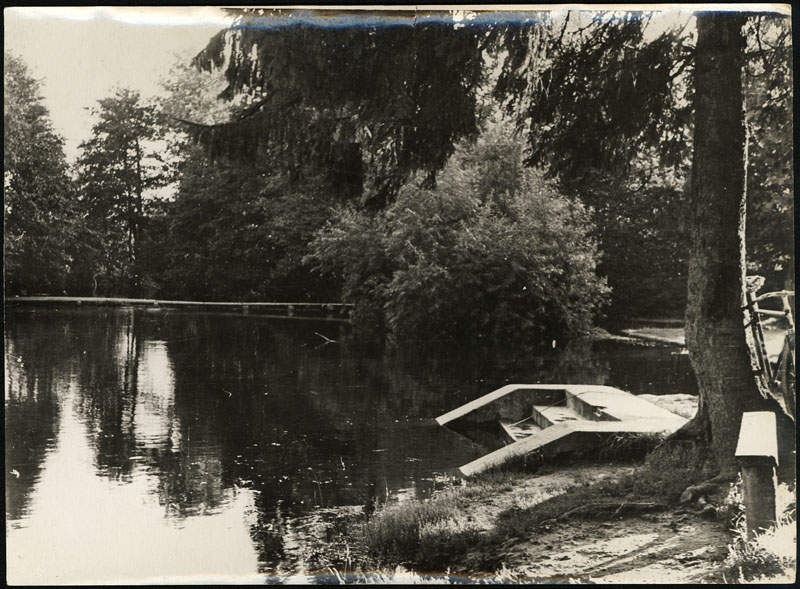 Suurvesi Keila jõel. Ujumiskoht "Punane Vähk"