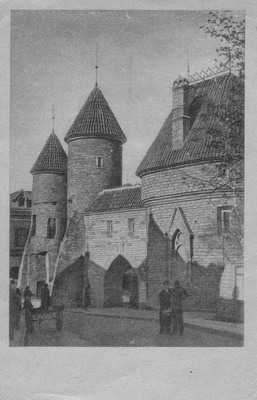 Photo postcard. Viru Gate in Tallinn  duplicate photo