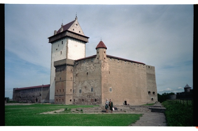 Bright and Watching Teetlaus at Narva Hermann Castle