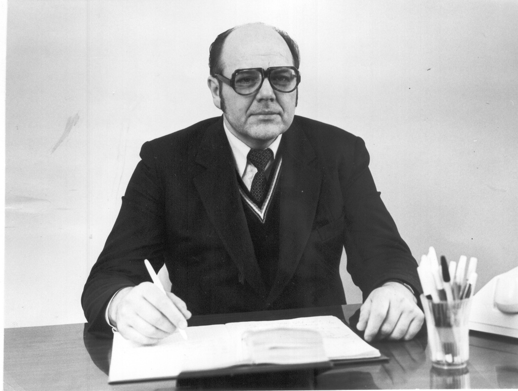 Foto. Reiman, Ilmar -  Fr. R.Kreutzwaldi nim. Võru I Keskkooli direktor, ENSV teeniline õpetaja (1975)  1983.a