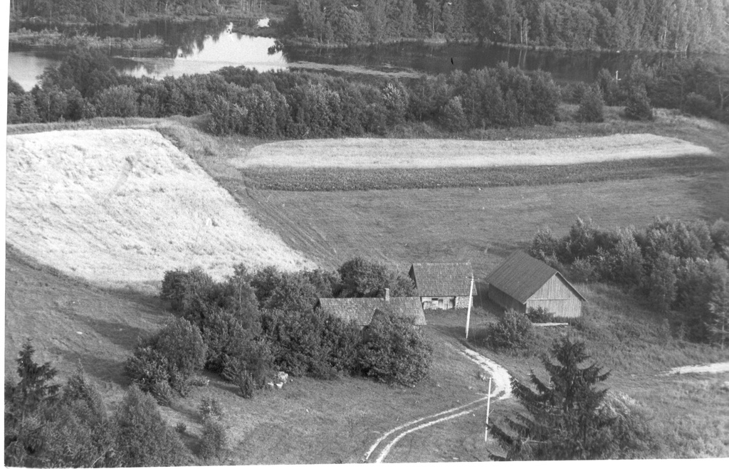 Foto. Vaade Suurelt Munamäelt  1982.a. Foto Hillar Uusi.