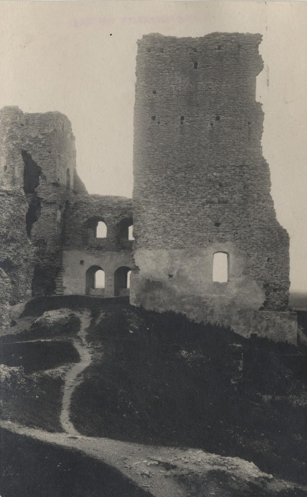 [rakvere Castle Remedies]