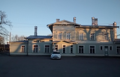 Hoone: Keila raudteejaam rephoto