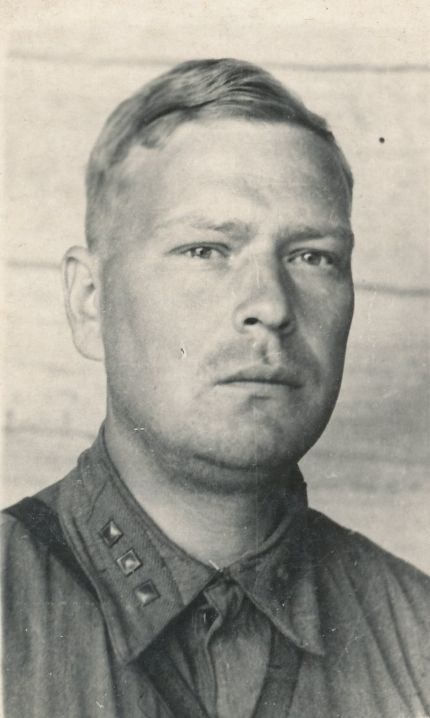 Foto. Joakit, Voldemar Nõukogude armee võitlejana, rinnaportree. 1941-1945.