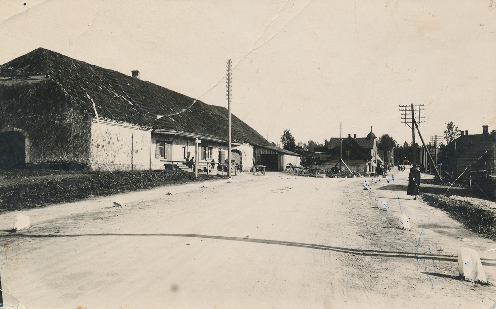 Fotopostkaart. Võrusoo kõrtsihoone 1920.a.