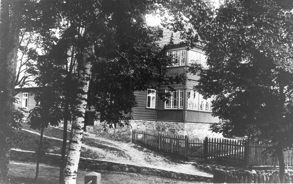 Foto. Orelimeister Jakob Kriisa kodu Haanjas Meelaku külas 1928.a.