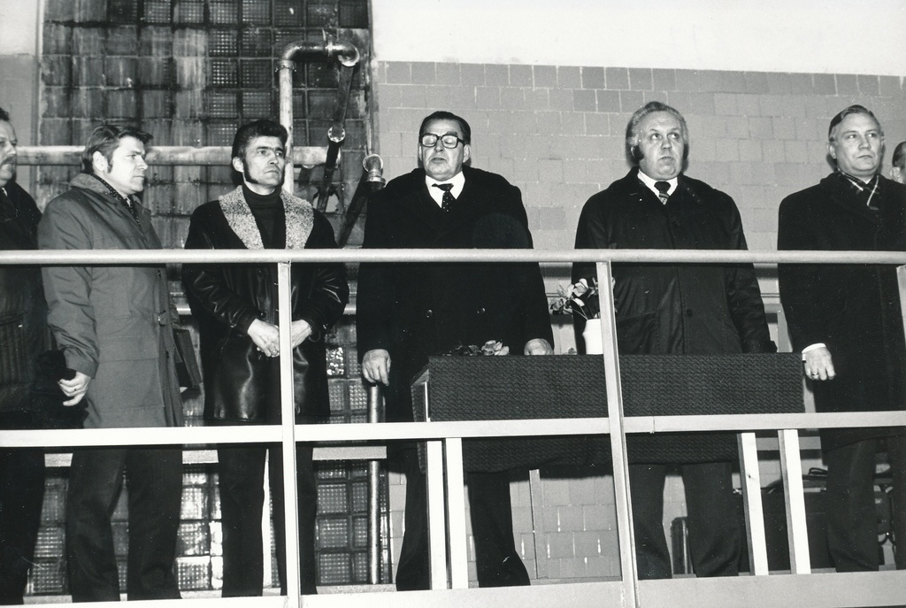 Foto. Võru Piimatoodete Kombinaadi laiendamise II ehitusjärgu ekspluatatsiooniandmise miiting 28.detsembril 1980.a.