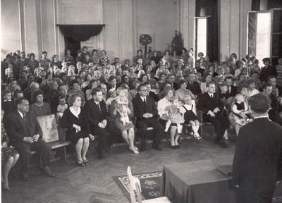 Foto. Laste nimepäevad Vastseliina kultuurimajas.  similar photo