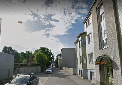 View on the corner of the Yacht and Old-Kalamaja streets. rephoto