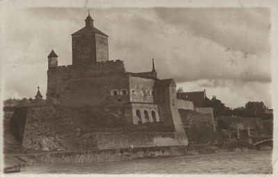 Estonia : Narva Herman Fortress  duplicate photo