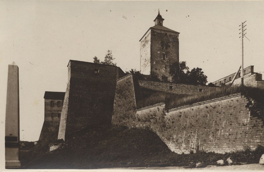 Estonia : Narva Herman Fortress