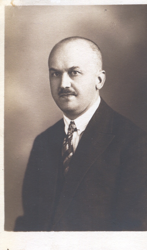 Fotoalbum. Foto Käis, Johannes - Võru Õpetajate Seminari juhataja aastatel 1921 - 1930.