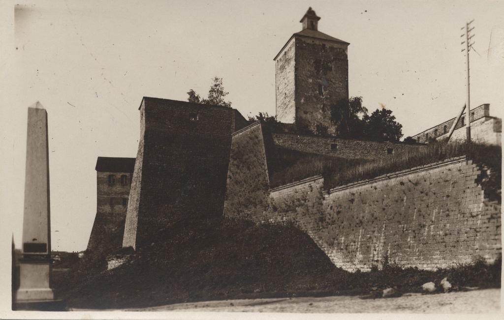 Estonia : Narva Herman Fortress