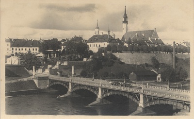 Estonia : Narva : part of the overall view = you d. Total view  duplicate photo