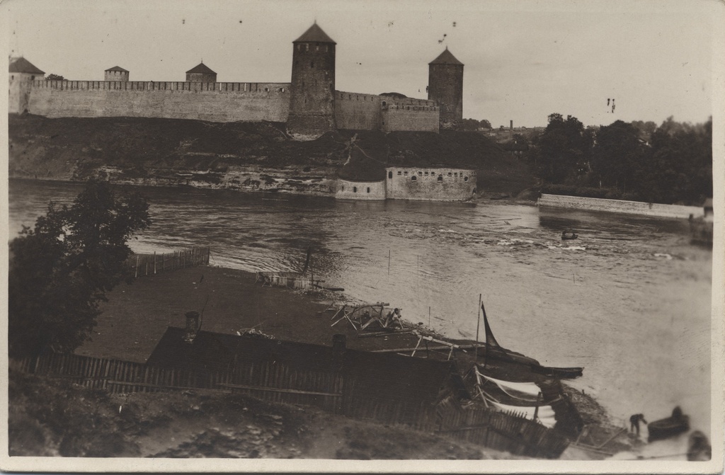 Eesti : Narva Jaani Fortress = Estonia : Narva : John's Fortress