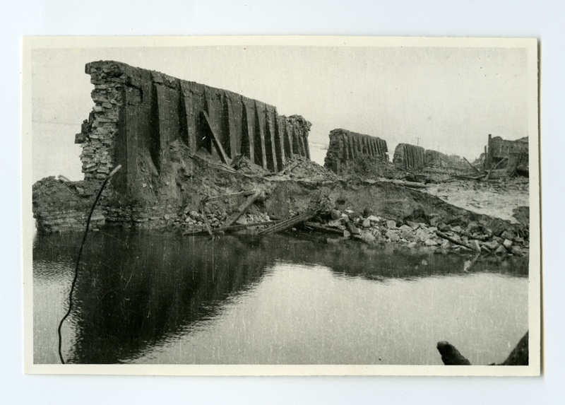 Broken port of Tallinn, view of western Mouli by the beach bridge No. 20