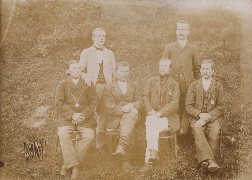 Foto. Vastseliina vallakohus 1895 - 1900.a. paiku