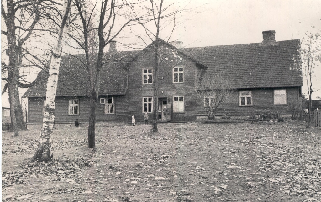 Foto. Endine Vastseliina vallamaja, valla administratiivkeskus kuni maakonna rajoniseerimiseni 1950.a.