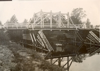 Photo Loksa bridge 1933 Oct  duplicate photo