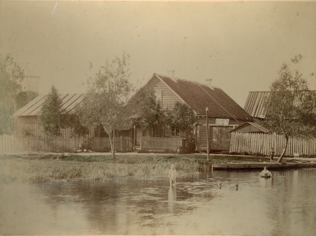 foto, Paide vaade 1899.a., J. Stephani maja jõe ääres
