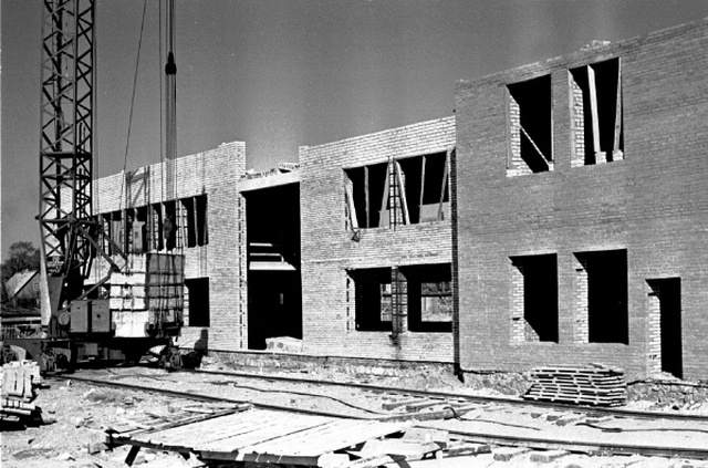 Construction of the inter-Colhosian mud treatment facility in Kingissepa.