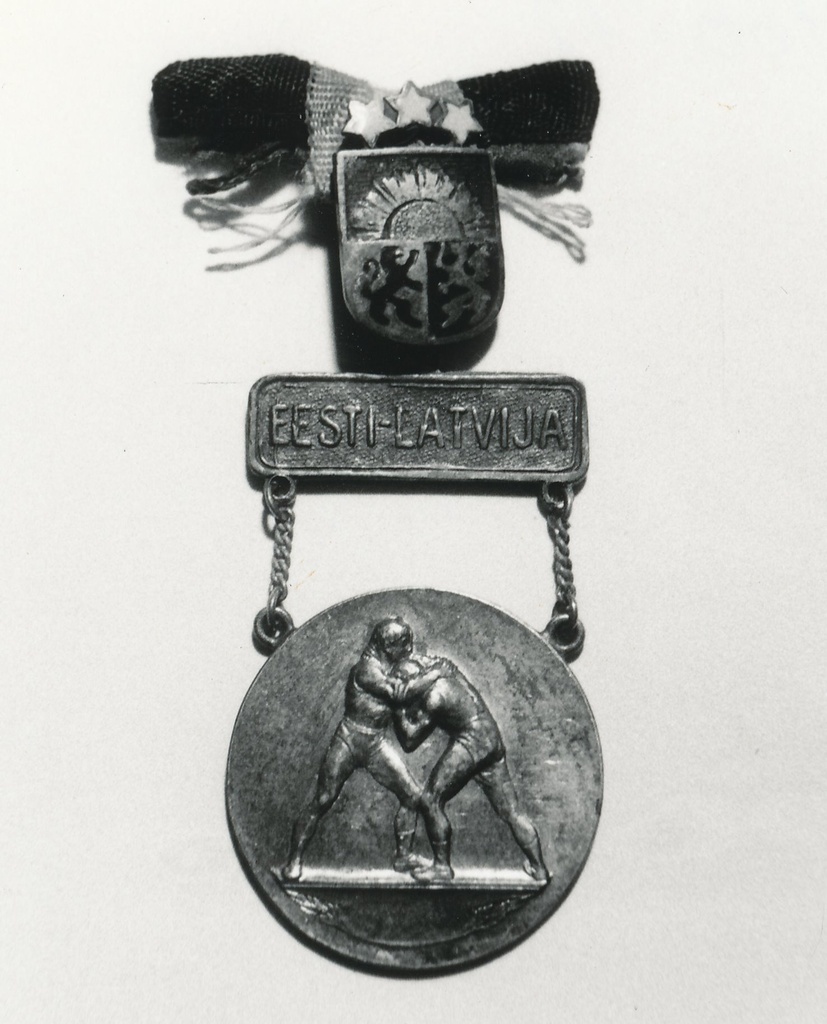 Foto. Eduard Pütsepa  medal, Eesti-Läti maavõistlus    maadlemises 1932.a. avers.