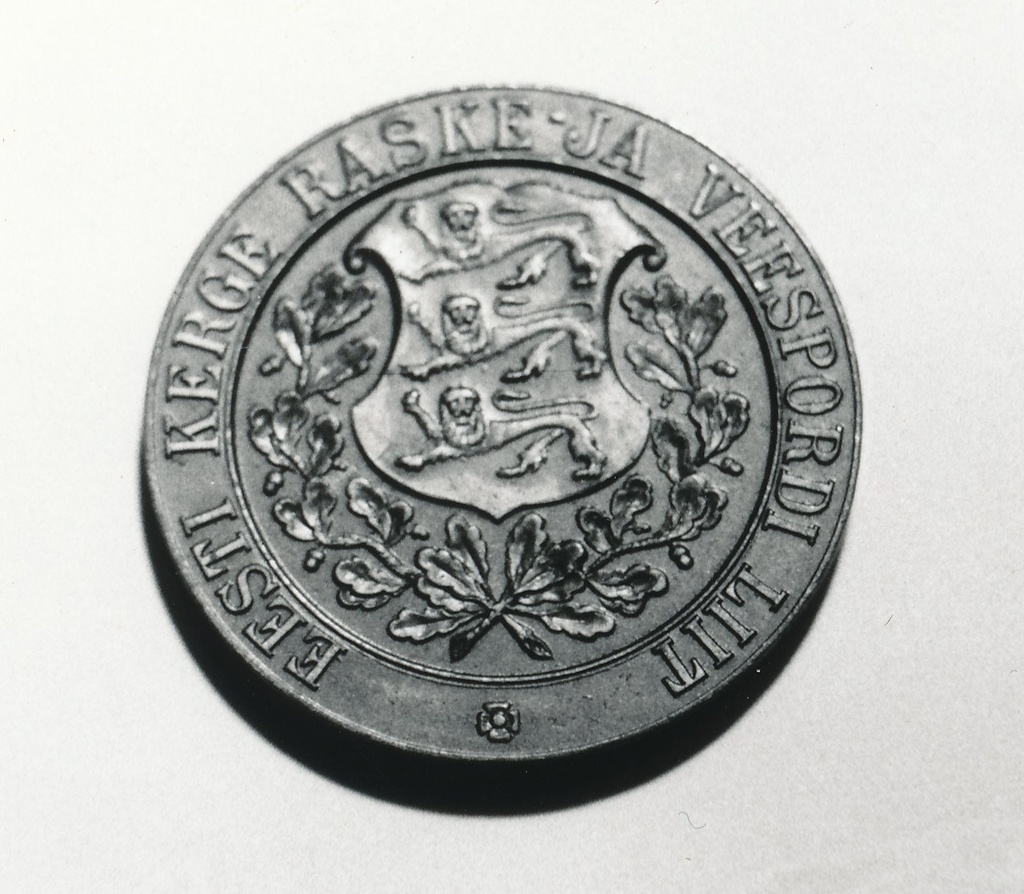 Foto.Eduard Pütsepa  medal, Eesti-Läti raskejõustiku maavõistlus 16.aprillil 1932.a. revers.