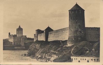 Estonia : Narva fortresses from Middle Ages = die Burgen a. d. Mittelalter  duplicate photo