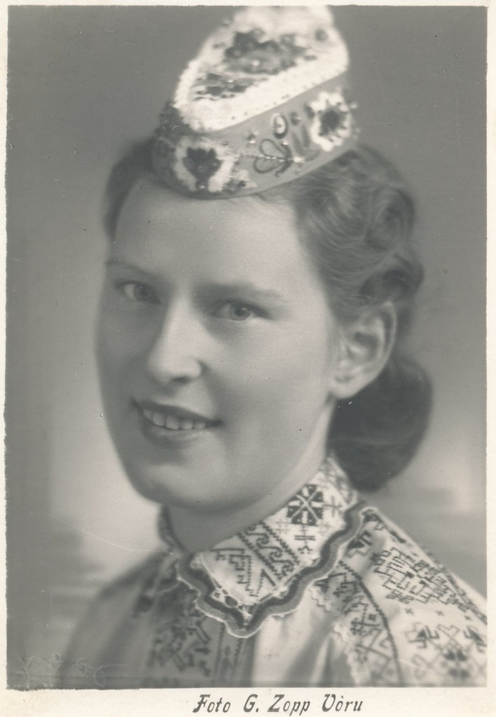 Foto. Ene Ploom- Kasch. 1930- nd a.