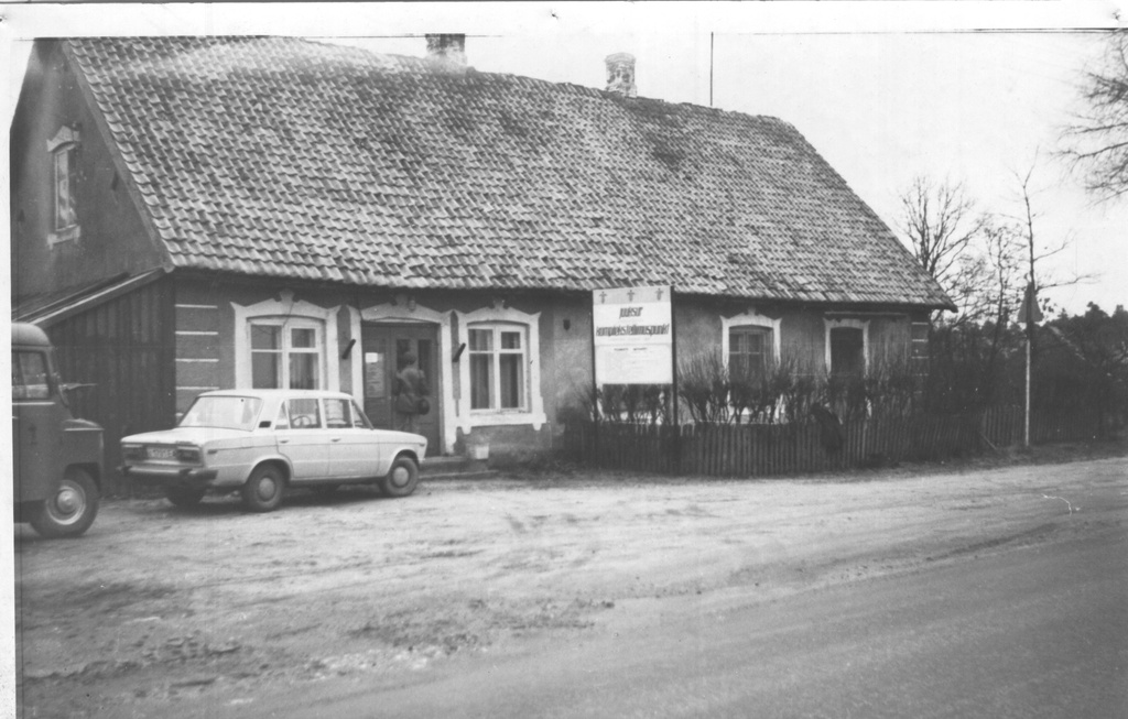 Foto. Võru Teenindustootmisvalitsus Tamula. Varstu komplekstellimuspunkt. 1980- nd a.
