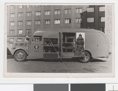 Tallinn professional fire extinguishing gas protection car in 1938.  duplicate photo