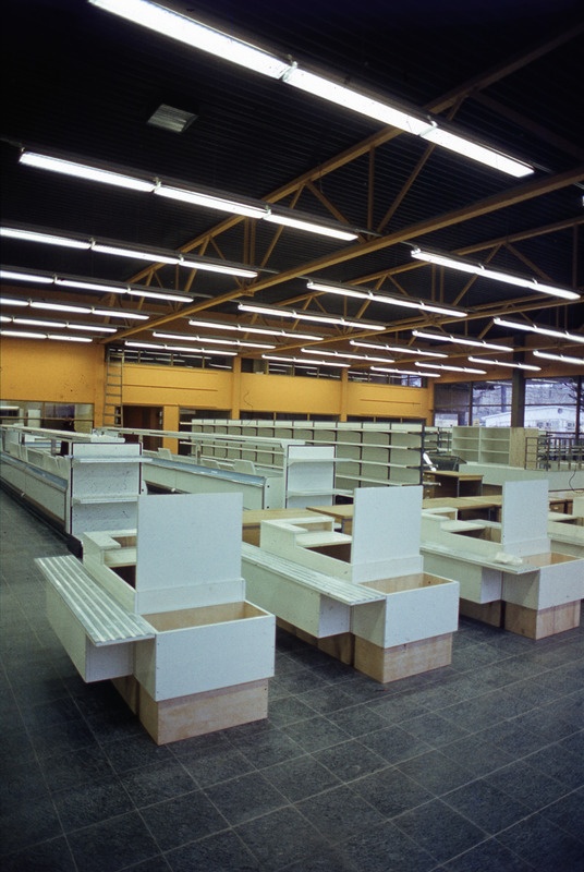 Tallinna kaubahall. Interjöör: müügisaal. Arhitekt Eva Hirvesoo