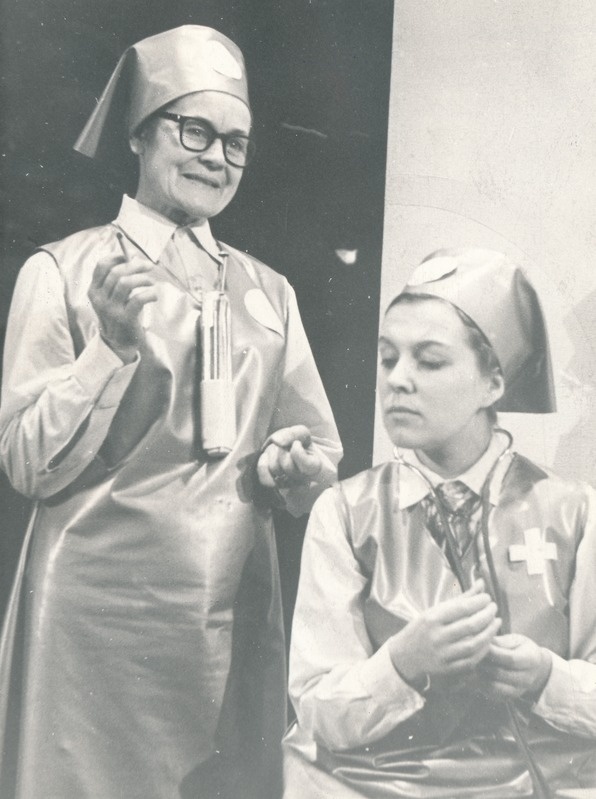 Rakvere Teatri lavastus Lilled professorile