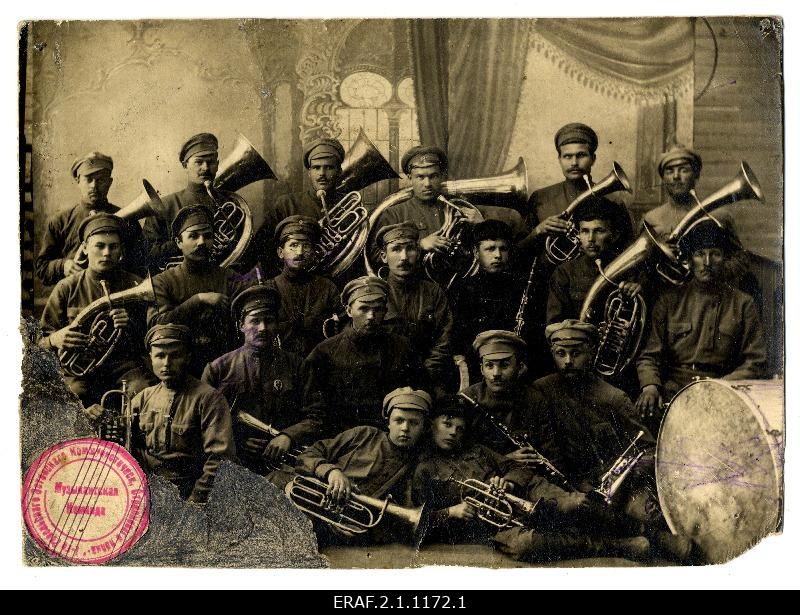 2. Viljandi Kommunistliku Kütipolgu puhkpilliorkester