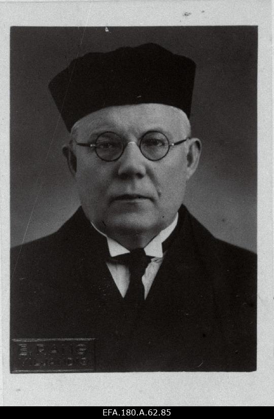 Vandeadvokaat Viljandis Artur (Arthur) Jung.