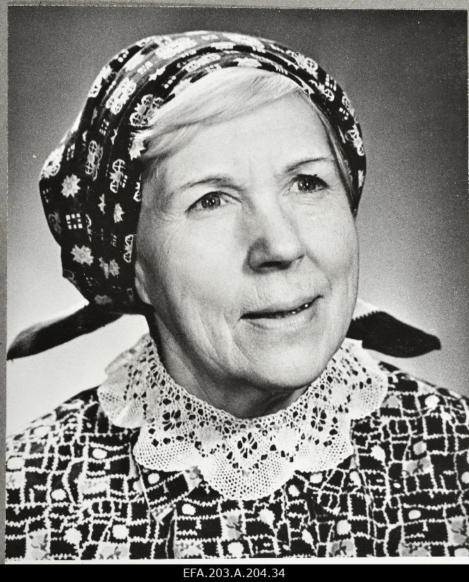 Papi-proua - Tiina Suits Viljandist.