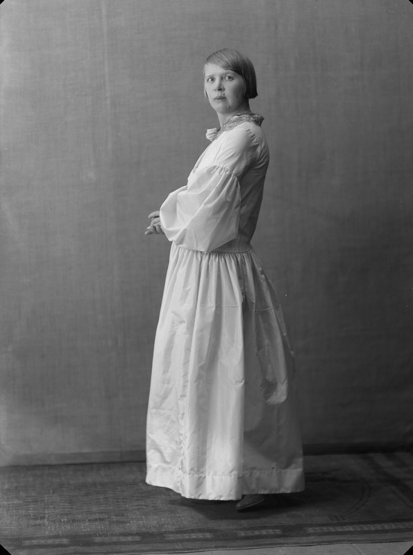 foto, negatiiv, Parikas, Netty Pinna, portree  ligikaudselt 1923 aastast