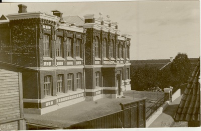 fotopostkaart, Paide Tütarlaste Gümnaasium 1920-21.a.  duplicate photo