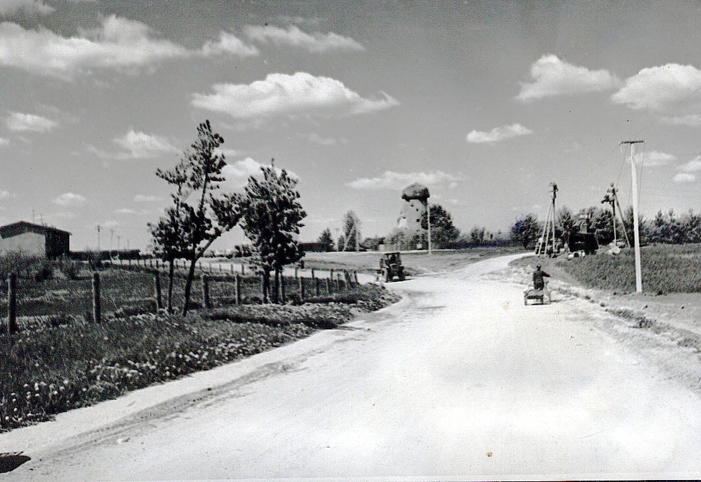 Vaade Suislepa veskile mõisa poolt. Arvatavasti 1960 - ndad.