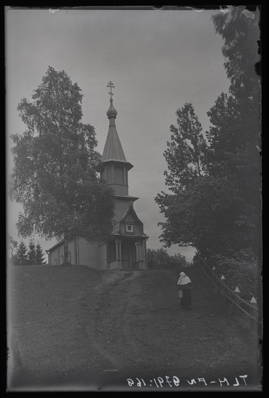 Petseri, vaade kirikule.