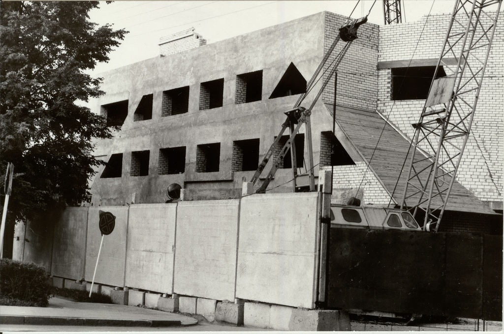 foto, Paide Kommertskeskuse ehitus 1992.a.