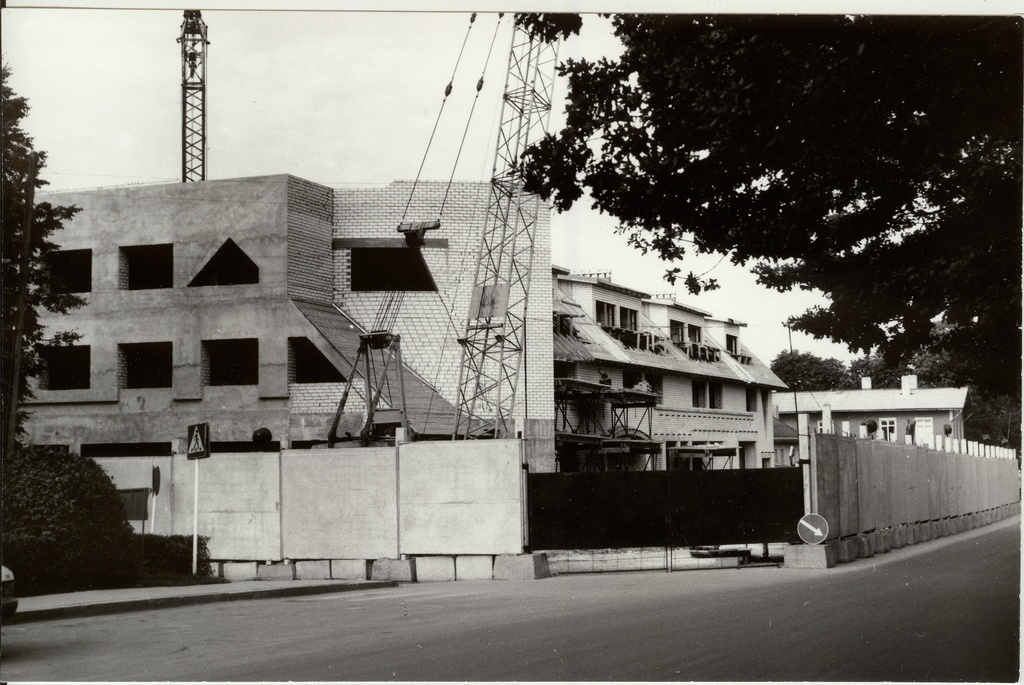foto, Paide Kommertskeskuse ehitus 1992.a.