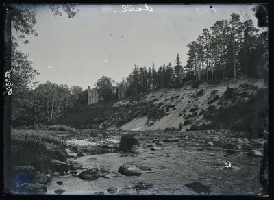 Meremõisa varemed, vaade Keila jõe poolt - paremal kõrge kallas.  similar photo
